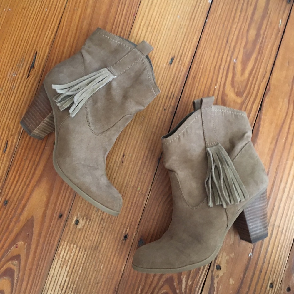 Nine West Suede Fringe Booties